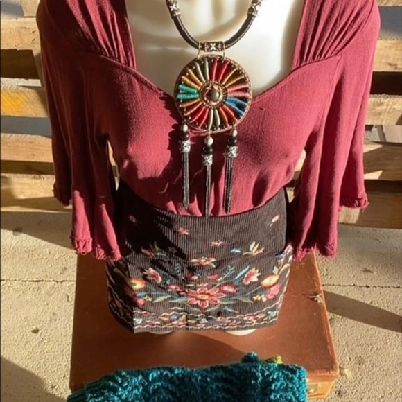 Blouse‎ - Picture 1 of 7